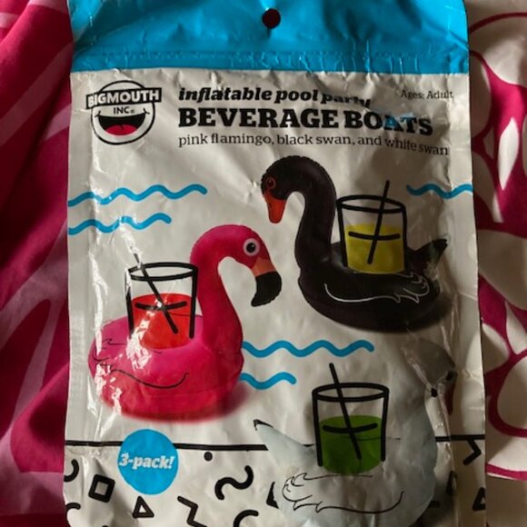 POOL PARTY COOZIES 3 PACK INFLATABLE FLOATING BEVERAGE HOLDER FLAMINGO SWAN NEW - Picture 5 of 5